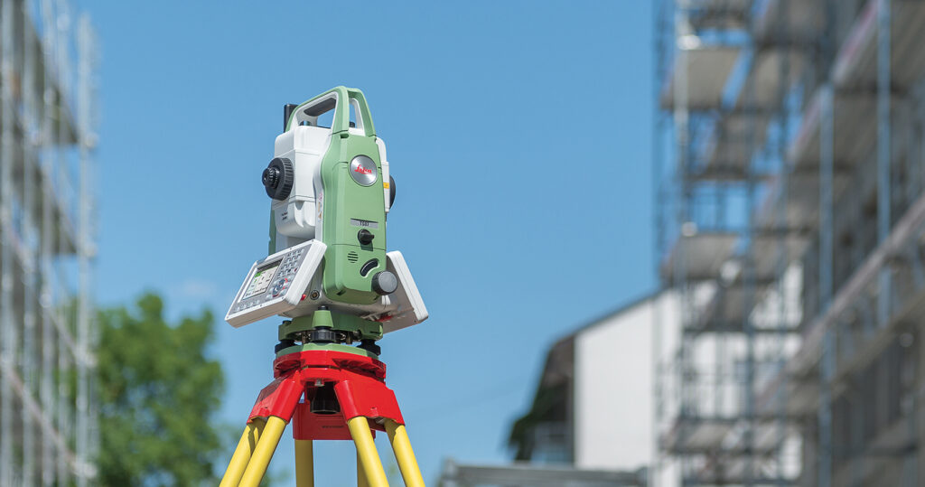 TOTAL STATION
